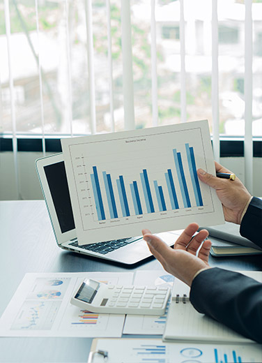 Investitori AZK Holding